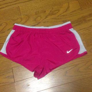 ナイキ(NIKE)のNIKE ランニングパンツ(ショートパンツ)