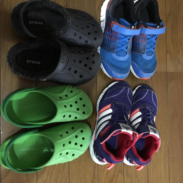 crocs(クロックス)の男児  靴 サンダル キッズ/ベビー/マタニティのベビー靴/シューズ(~14cm)(サンダル)の商品写真