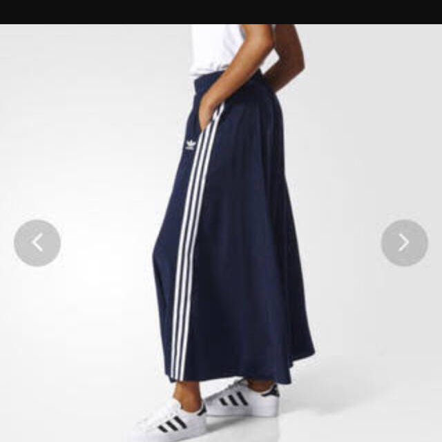 adidas(アディダス)のadidas  オリジナルス スカート レディースのスカート(ロングスカート)の商品写真