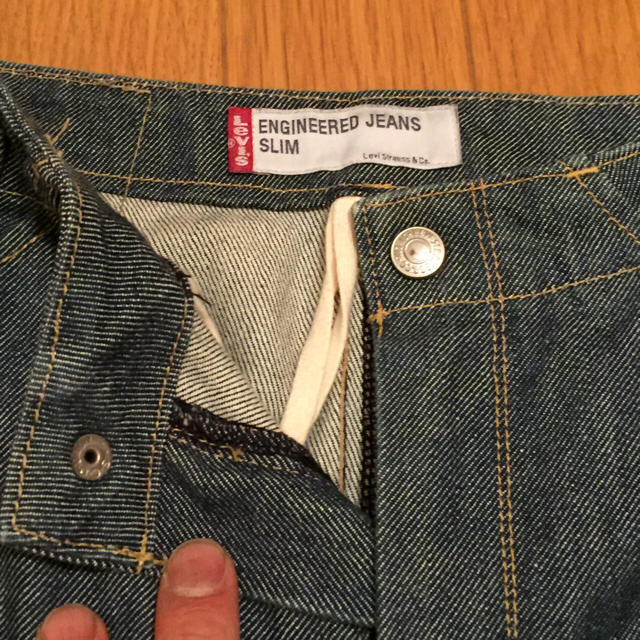 Levi's - リーバイスレッド スリム w30の通販 by キッコリーン's shop｜リーバイスならラクマ