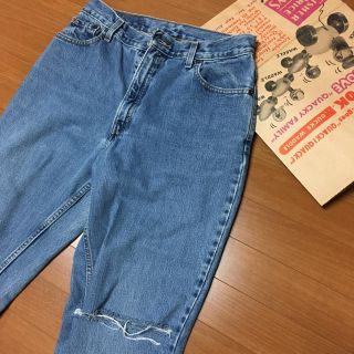 リーバイス(Levi's)のダメージジーンズ(デニム/ジーンズ)