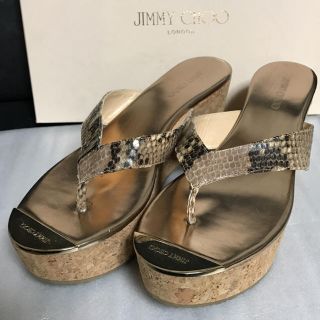 ジミーチュウ(JIMMY CHOO)のJIMMY  CHOO サンダル ゴールド(サンダル)