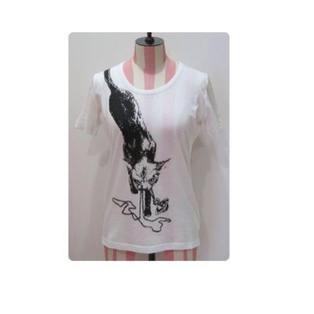 Vivienne Westwood(ヴィヴィアンウエストウッド)のrobin様専用♡お取り置き中 レディースのトップス(Tシャツ(半袖/袖なし))の商品写真