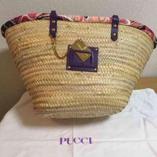 EMILIO PUCCI(かごバッグ/ストローバッグ)のフリマアイテム一覧 EMILIO PUCCI(かごバッグ/ストローバッグ)のフリマアイテム一覧