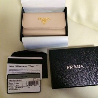 プラダ(PRADA)のあい様お取り置き♡PRADAキーケース(キーホルダー)