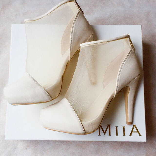 MIIA(ミーア)のMIIA シースルーパンプス レディースの靴/シューズ(ハイヒール/パンプス)の商品写真