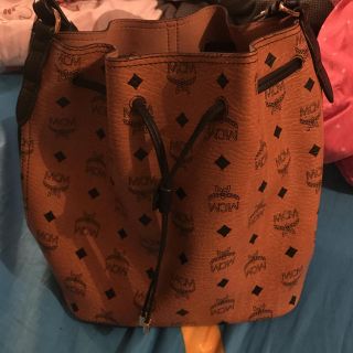 エムシーエム(MCM)のMcmバック(ショルダーバッグ)