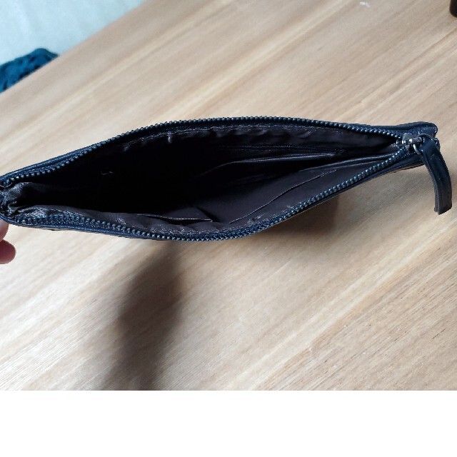 セカンドバッグ　ハンドバッグ　クロコダイル調 メンズのバッグ(ビジネスバッグ)の商品写真