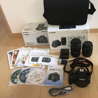 キヤノン(Canon)のくるぽんさん専用☆値下げ！！Canon EOS kiss X7i Wズームセット(デジタル一眼)