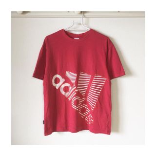 アディダス(adidas)のadidas プリントＴシャツ(Tシャツ(半袖/袖なし))