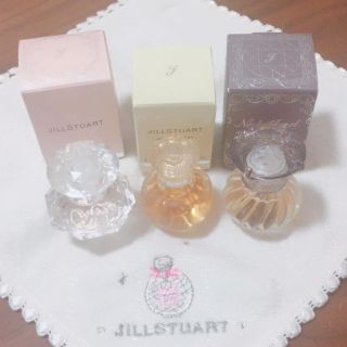 ジルスチュアート(JILLSTUART)のJILLSTUART♡4mL香水(香水(女性用))