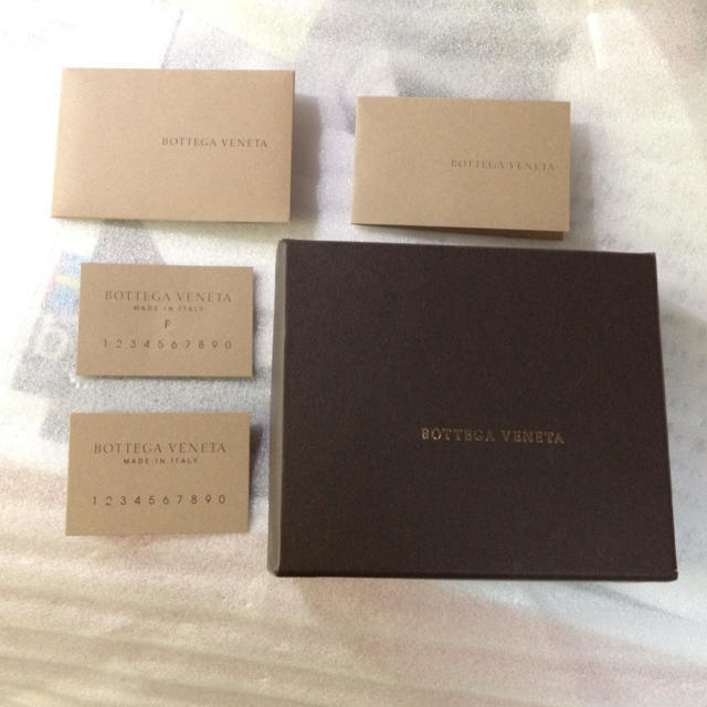 Bottega Veneta(ボッテガヴェネタ)のmaichi様専用♡お取り置き中 レディースのファッション小物(名刺入れ/定期入れ)の商品写真