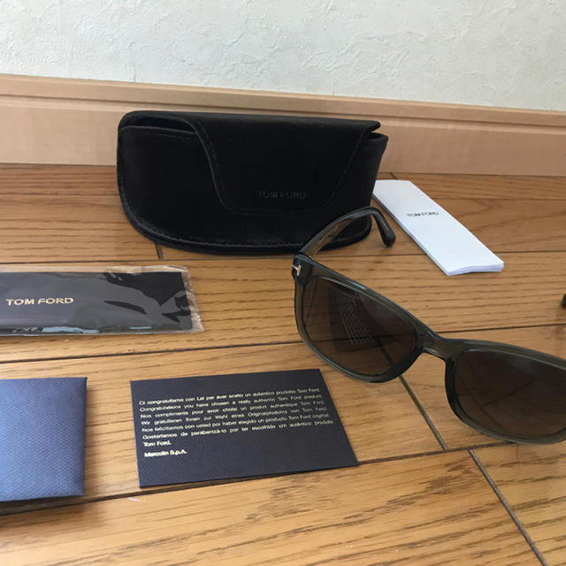 TOM FORD(トムフォード)のトムフォードサングラス   三代目 美品 メンズのファッション小物(サングラス/メガネ)の商品写真