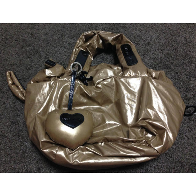 SEE BY CHLOE(シーバイクロエ)のシーバイクロエ ジョイライダー ゴールド ブラック チャーム レディースのバッグ(ハンドバッグ)の商品写真
