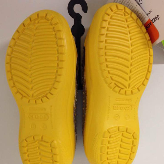 crocs(クロックス)のクロックス キッズ ローファー キッズ/ベビー/マタニティのキッズ靴/シューズ(15cm~)(サンダル)の商品写真