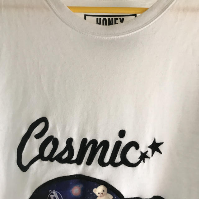 Honey Cinnamon(ハニーシナモン)の即購入OK ハニーシナモン cosmic Tシャツ 宇宙柄 レディースのトップス(Tシャツ(半袖/袖なし))の商品写真