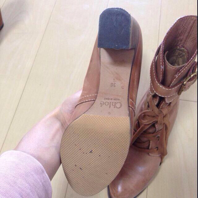 Chloe(クロエ)のクロエ☆ミドルブーツ☆ピンクベージュ レディースの靴/シューズ(ブーツ)の商品写真