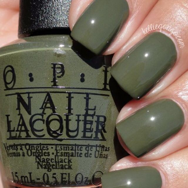 OPI(オーピーアイ)の♡新品未使用♡O.P.I カーキ　ネイルカラー　W55 F16 コスメ/美容のネイル(マニキュア)の商品写真