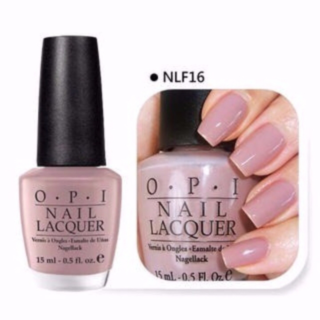 OPI(オーピーアイ)の♡新品未使用♡O.P.I カーキ　ネイルカラー　W55 F16 コスメ/美容のネイル(マニキュア)の商品写真