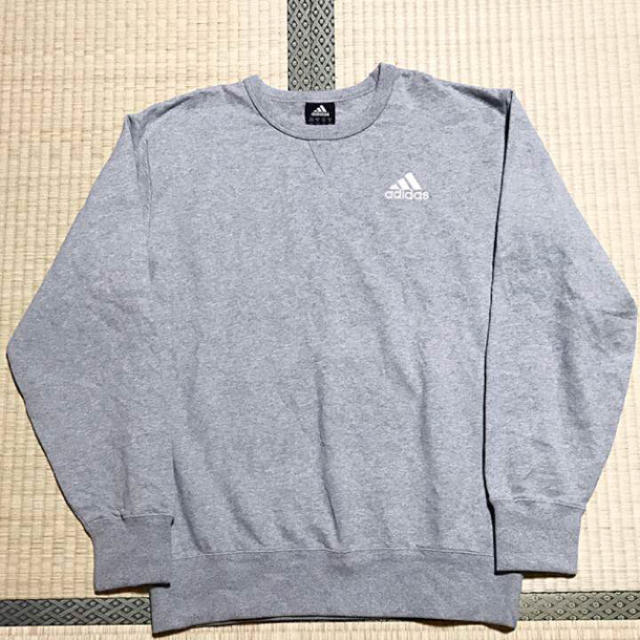 adidas(アディダス)のadidas ワンポイントロゴ‼️ ビックサイズ スウェット‼️ メンズのトップス(スウェット)の商品写真