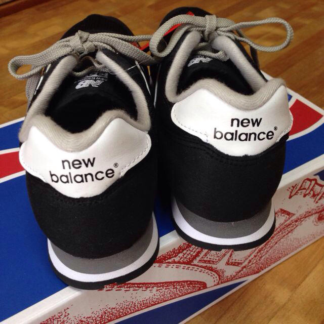 New Balance(ニューバランス)のnew balance ブラック24cm レディースの靴/シューズ(スニーカー)の商品写真