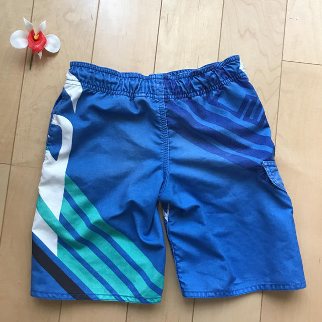 QUIKSILVER(クイックシルバー)のクイックシルバーkids100㎝水着 キッズ/ベビー/マタニティのキッズ服男の子用(90cm~)(水着)の商品写真