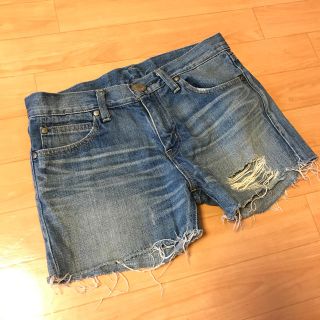 マウジー(moussy)のmoussy カットオフ デニム ショートパンツ 24inch(ショートパンツ)