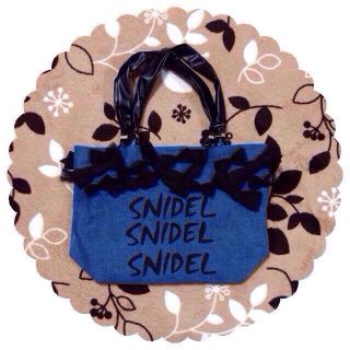 スナイデル(SNIDEL)のsnidel♡リボントートM(トートバッグ)