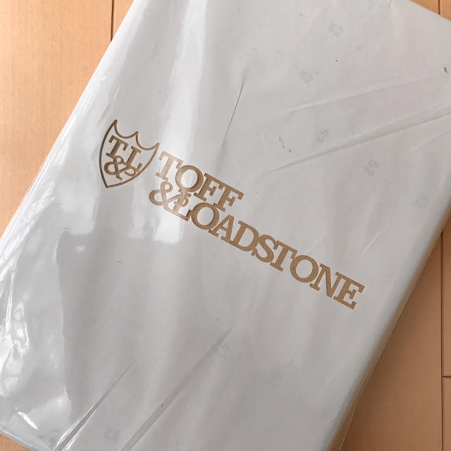 TOFF＆LOADSTONE(トフアンドロードストーン)の新品★トフ&ロードストーン 上質レザー調長財布 レディースのファッション小物(財布)の商品写真