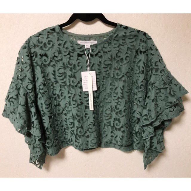 GREED(グリード)のまひろ様専用♡GREED♡新品タグ付 フリルブラウス レディースのトップス(シャツ/ブラウス(半袖/袖なし))の商品写真