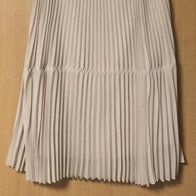 NATURAL BEAUTY BASIC(ナチュラルビューティーベーシック)のプリーツスカート 新品 レディースのスカート(ロングスカート)の商品写真