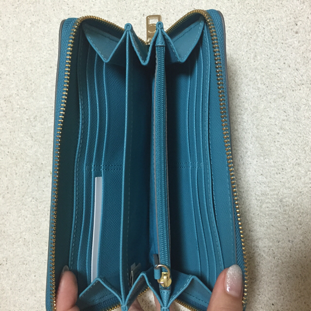 COACH(コーチ)の未使用箱付COACHターコイズ財布 レディースのファッション小物(財布)の商品写真