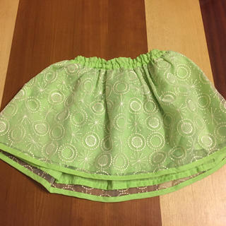 ニシマツヤ(西松屋)の刺繍レースのスカート ライムグリーン 110 新品(スカート)