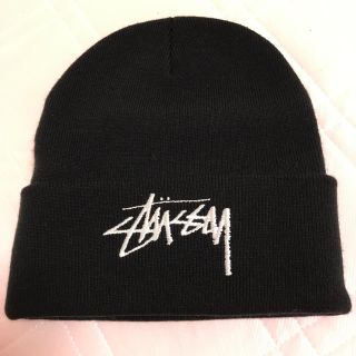 ステューシー(STUSSY)のstussy  ニット帽   黒(ニット帽/ビーニー)