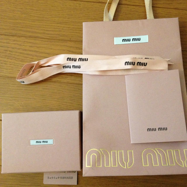 miumiu(ミュウミュウ)の♡miumiuの箱、ショ袋♡ その他のその他(その他)の商品写真