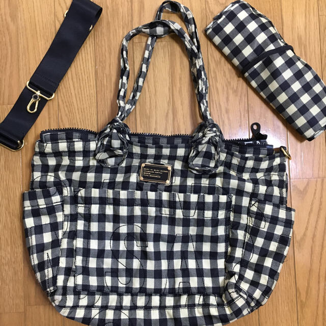 MARC BY MARC JACOBS(マークバイマークジェイコブス)のmeg様 専用☻ キッズ/ベビー/マタニティのマタニティ(マザーズバッグ)の商品写真