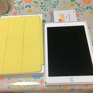 アップル(Apple)の【TOKU様専用】au新品同等 iPad Pro 9.7 32cellular (タブレット)