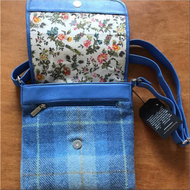 Harris Tweed(ハリスツイード)の【新品未使用タグ付】りた様専用 レディースのバッグ(ショルダーバッグ)の商品写真