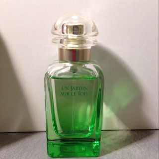 エルメス(Hermes)のエルメス♡屋根の上の庭 50ml(香水(女性用))