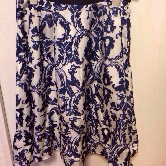 TOMORROWLAND(トゥモローランド)のマカフィ ペイズリースカート レディースのスカート(ひざ丈スカート)の商品写真
