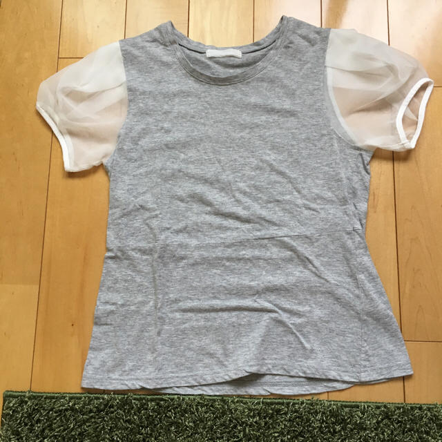 JEANASIS(ジーナシス)のJEANASIS グレー半袖 レディースのトップス(Tシャツ(半袖/袖なし))の商品写真