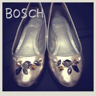 ボッシュ(BOSCH)のBOSCH♡ビジューパンプス(ハイヒール/パンプス)