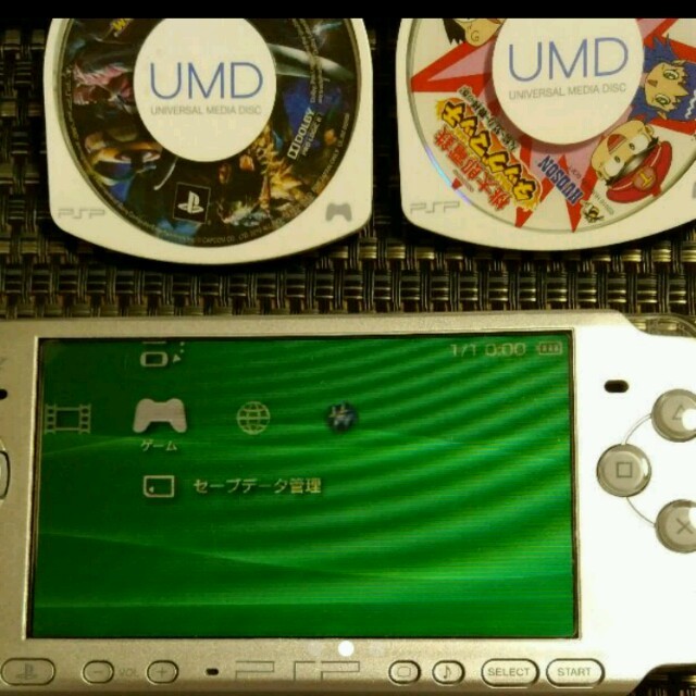 SONY(ソニー)のPSP  カセット(桃太郎電鉄 モンハン3rd. )ケース メモリ付 エンタメ/ホビーのゲームソフト/ゲーム機本体(携帯用ゲームソフト)の商品写真