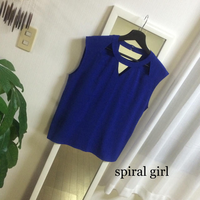 SPIRAL GIRL(スパイラルガール)のスクエアトップス レディースのトップス(カットソー(半袖/袖なし))の商品写真