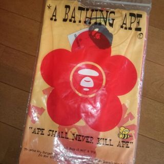 アベイシングエイプ(A BATHING APE)の新品　エイプ　Tシャツ(Tシャツ(半袖/袖なし))