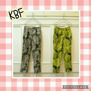 ケービーエフ(KBF)の＊KBF＊ﾌﾟﾘﾝﾄﾃｰﾊﾟｰﾄﾞﾊﾟﾝﾂ＊(カジュアルパンツ)