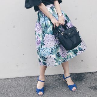 シックウィッシュ(Chicwish)のchicwishあじさいスカート L(ひざ丈スカート)