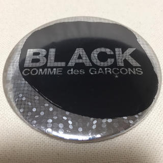 コムデギャルソン(COMME des GARCONS)のコムデギャルソン 大判の缶バッチ ②(その他)