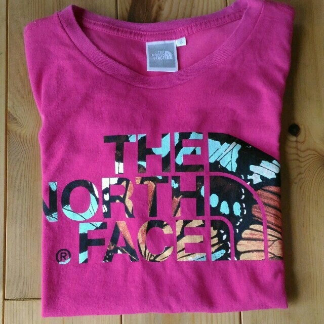 THE NORTH FACE(ザノースフェイス)のノースフェイス　Ｔシャツ　ピンク　レディース レディースのトップス(Tシャツ(半袖/袖なし))の商品写真
