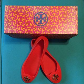 トリーバーチ(Tory Burch)のトリーバーチフラットシューズ(サンダル)